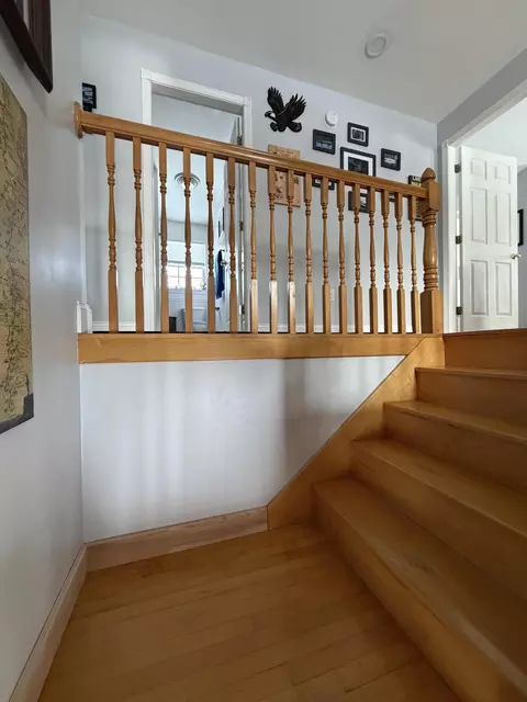 Entry Way - 387 Exeter Rd, Corinth, ME 04427 photo 4 of 10