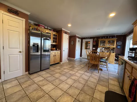 Kitchen - 387 Exeter Rd, Corinth, ME 04427 photo 6 of 7