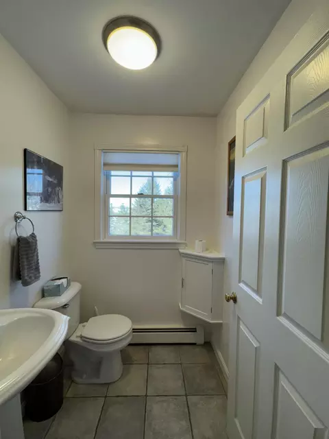 Bath - 387 Exeter Rd, Corinth, ME 04427 photo 2 of 16