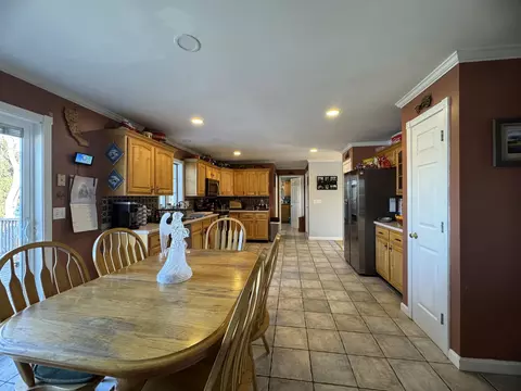 Kitchen - 387 Exeter Rd, Corinth, ME 04427 photo 4 of 7