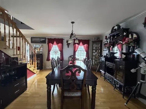 Dining - 387 Exeter Rd, Corinth, ME 04427 photo 2 of 3