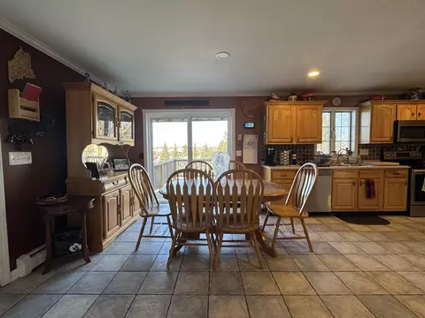 Dining - 387 Exeter Rd, Corinth, ME 04427 photo 1 of 3
