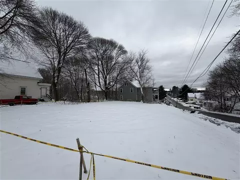 361 N Main St, Brewer, ME 04412