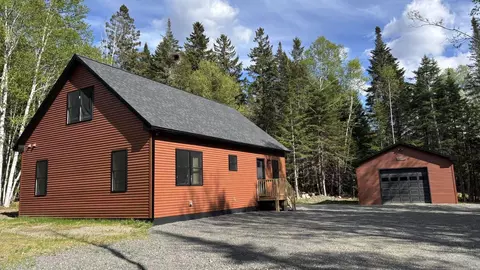 4 Barbara Ln, Rangeley, ME 04970