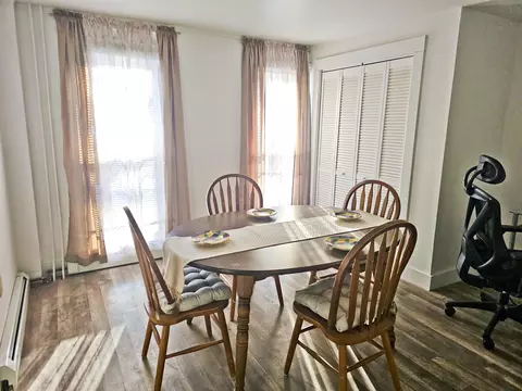 Dining - 6 Flagg St, Augusta, ME 04330 photo 1 of 2