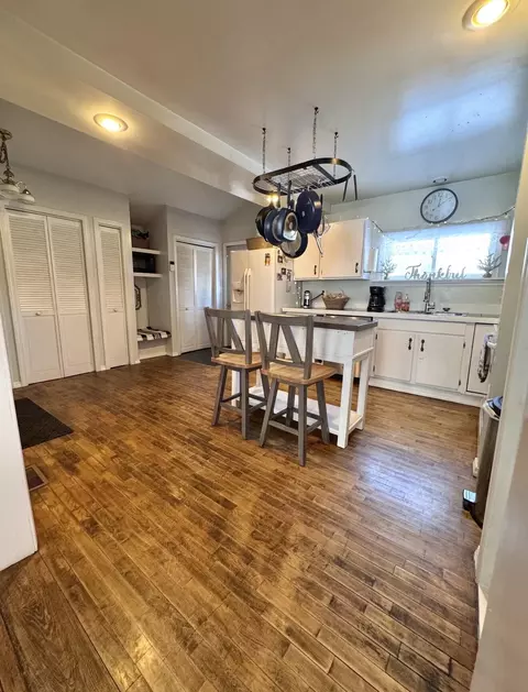 52 Somerset St, Millinocket, ME 04462