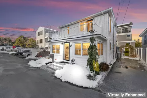 6 Seabreeze Ave, Old Orchard Beach, ME 04064