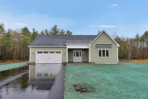 33 Lentago Ln, Sanford, ME 04073