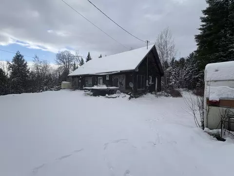 880 Spring Bridge Rd, Greenbush, ME 04418