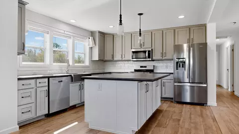 4 Baxter Blvd, Biddeford, ME 04005 photo 17
