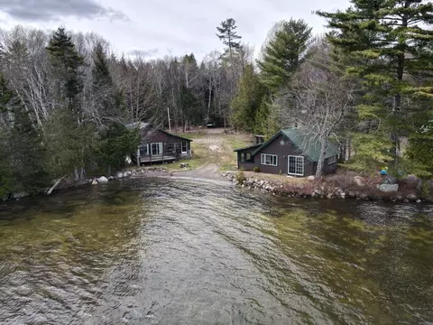 3 Chuckys Ln, Long A Twp, ME 04462