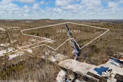 616 Stanley Rd, Winthrop, ME 04364