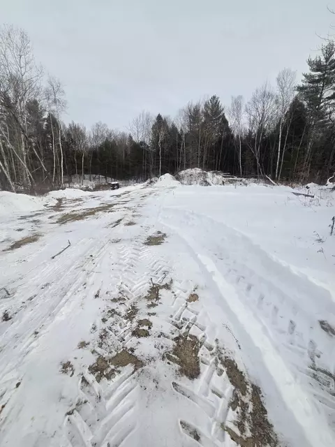 22 E Dixfield Rd, Dixfield, ME 04224 photo 10