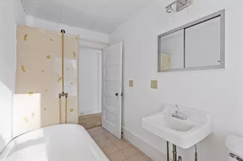 Bath - 2388 Main St, Rangeley, ME 04970 photo 4 of 11