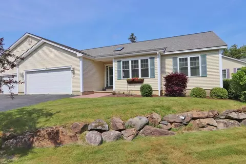122 Chickadee Ln #17, Bangor, ME 04401