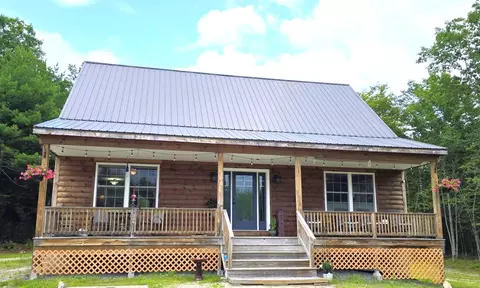 32 Patriot Pl, Standish, ME 04084