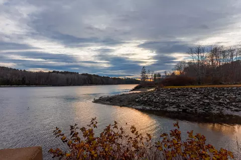 108 Marina Rd, Hampden, ME 04444