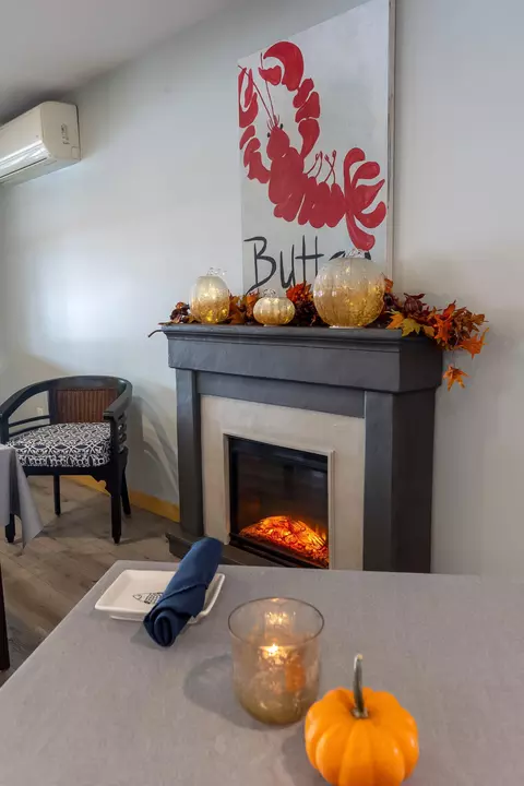 Dining - 108 Marina Rd, Hampden, ME 04444 photo 1 of 22
