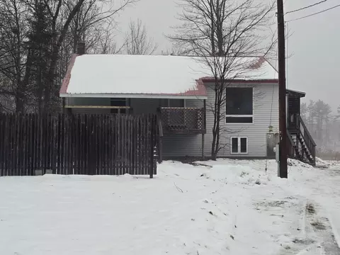 451 Range E Rd, Limerick, ME 04048