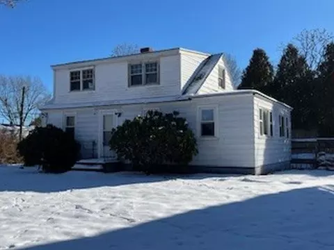 1360 Woodbury Ave, Portsmouth, NH 03801