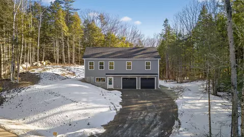 33 Arrowhead Ln, Limerick, ME 04048