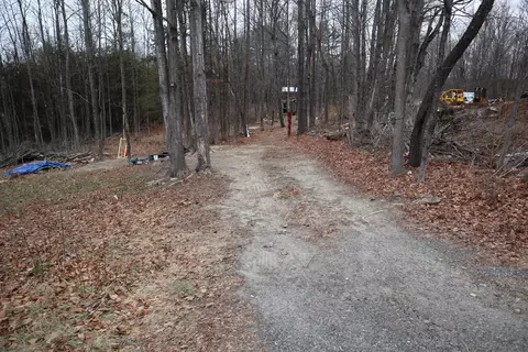 11 Main Street, Clinton, ME 04927