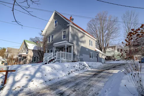 5 Front St, Mexico, ME 04257