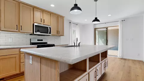 2 Baxter Blvd, Biddeford, ME 04005 photo 10