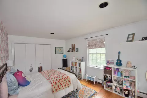 Bedroom - 10 Durham Rd, Freeport, ME 04032 photo 18 of 28