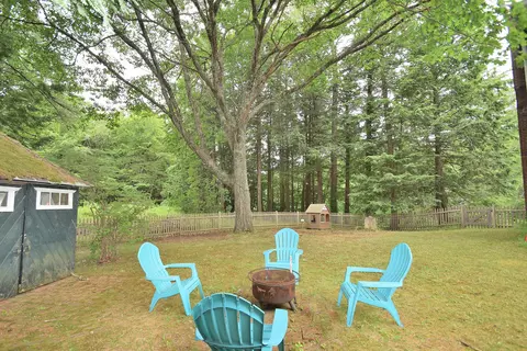 Exterior - 10 Durham Rd, Freeport, ME 04032 photo 9 of 27