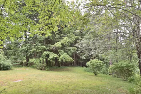 Exterior - 10 Durham Rd, Freeport, ME 04032 photo 2 of 27
