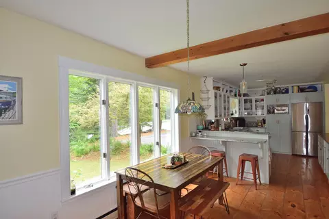 Dining - 10 Durham Rd, Freeport, ME 04032 photo 3 of 6