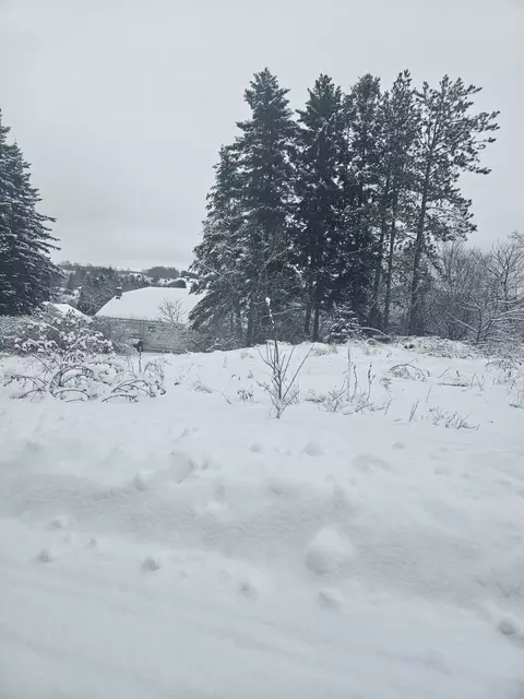 34 High St, Limestone, ME 04750