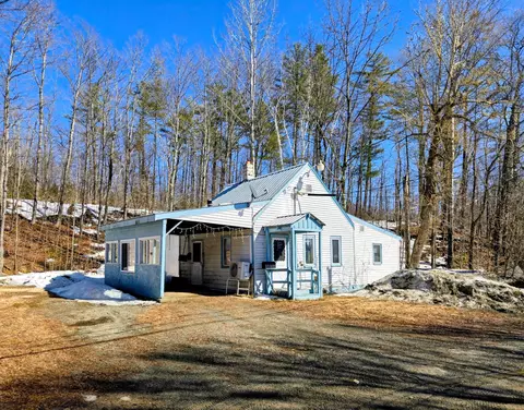 372 River Rd, Avon, ME 04966