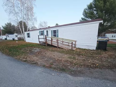 46 Pheasant Hl, Milford, ME 04461
