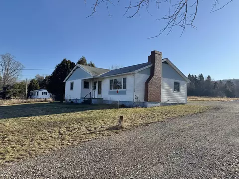 1115 River Rd, Bucksport, ME 04416