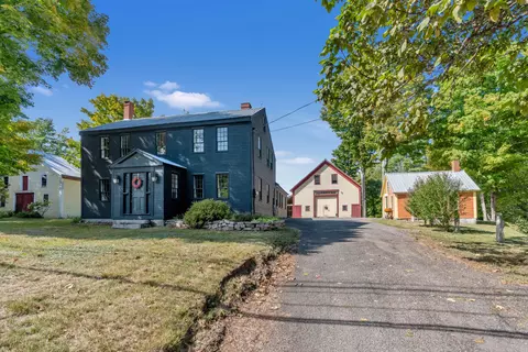 992 Pequawket Trl, Baldwin, ME 04091