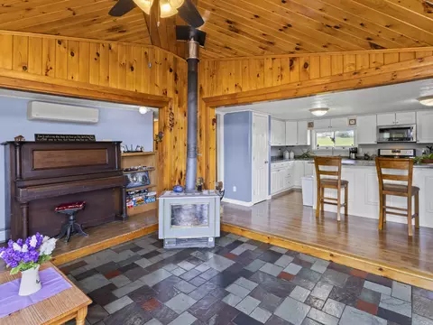 Entry Way - 356 Range Rd, Atkinson, ME 04426 photo 1 of 2