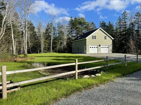 26 Orchard Rd, Bar Harbor, ME 04609