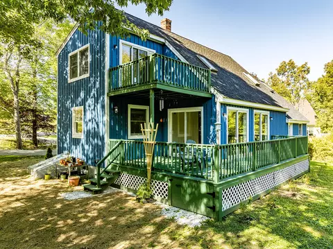 36 Sunrise Ter, Thomaston, ME 04861