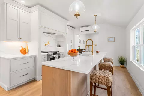 22 River Locks Rd, Kennebunk, ME 04043