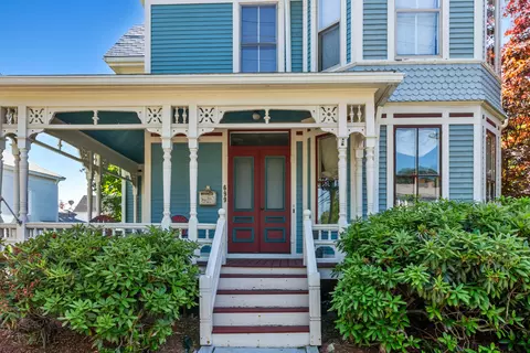 699 High St, Bath, ME 04530