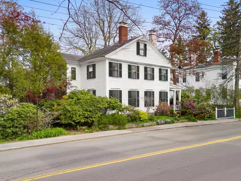 Exterior - 969 Washington St, Bath, ME 04530 photo 1 of 3