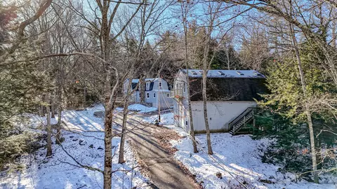 33 Robbins Rd, Union, ME 04862
