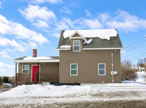 38 Forest Ave, Fort Fairfield, ME 04742