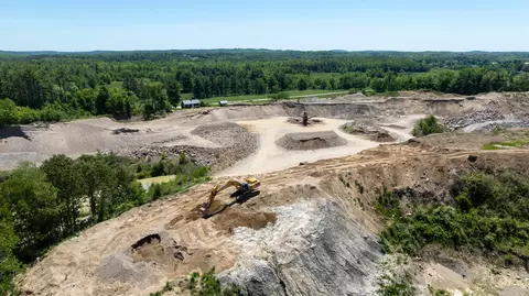 176 Vigue Rd, Whitefield, ME 04353