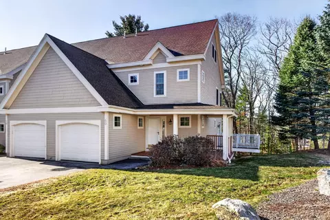 60 Ridge Rd #8, Portland, ME 04103