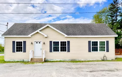 2 Higgins Rd, Presque Isle, ME 04769