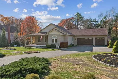 250 Mere Point Rd, Brunswick, ME 04011