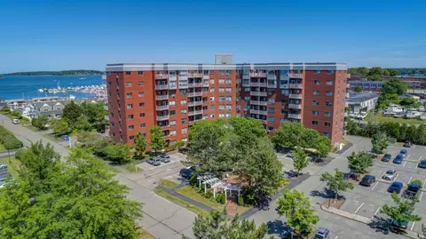 148 Breakwater Dr #620, South Portland, ME 04106